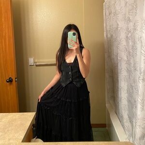 Chic Black Tiered Lace Maxi Skirt